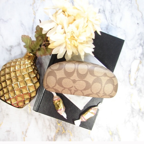 Coach hard shell eye glass holder 6.5 in - Picture 4 of 6